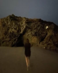 دانلود آهنگ unfavorite --freaks x in my head
